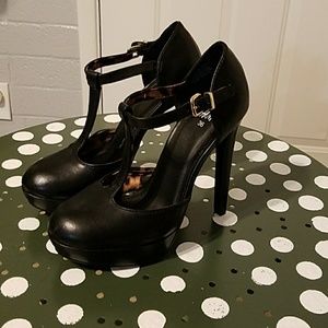 Black platform heels